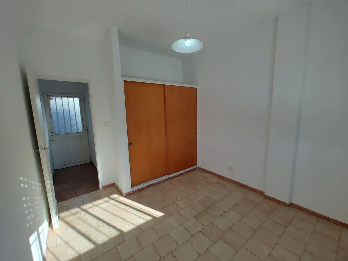 ALQUILER DEPARTAMENTO PH 3 AMBIENTES, MORON! 2