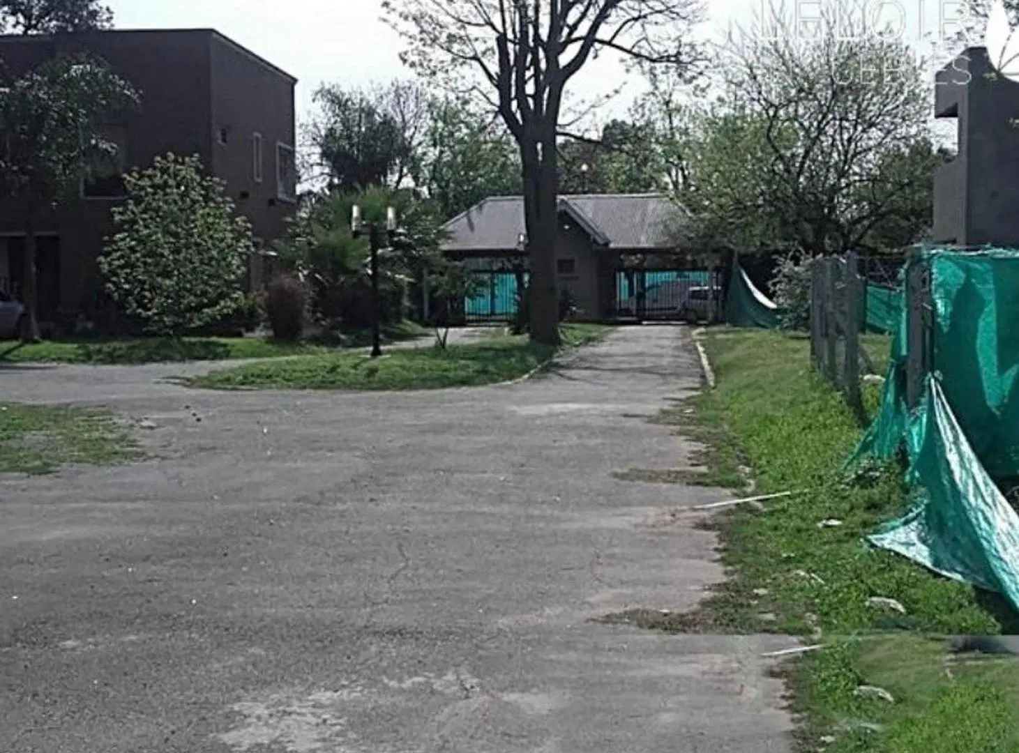 VENTA LOTE EN BARRIO CERRADO MORENO - ACCESO OESTE 2