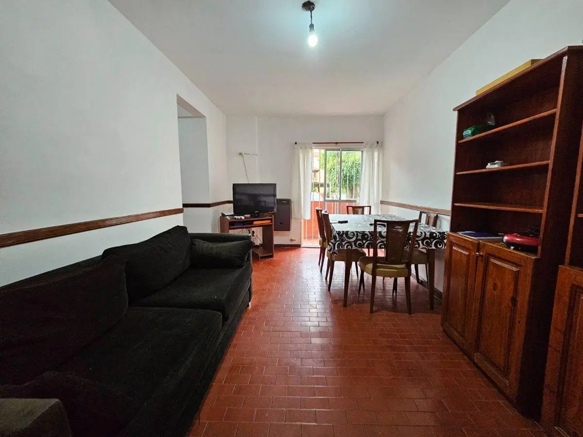 VENTA DPTO 4 AMBIENTES PATIO COCHERA M CORONADO 3