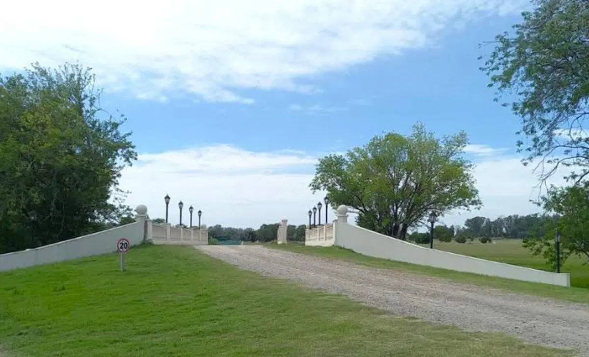 VENTA LOTE TERRENO COMARCAS DE LUJAN 2000MTS 3