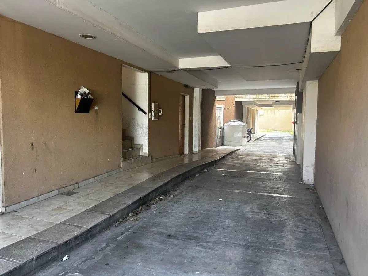 Venta Cochera descubierta en Morón 5