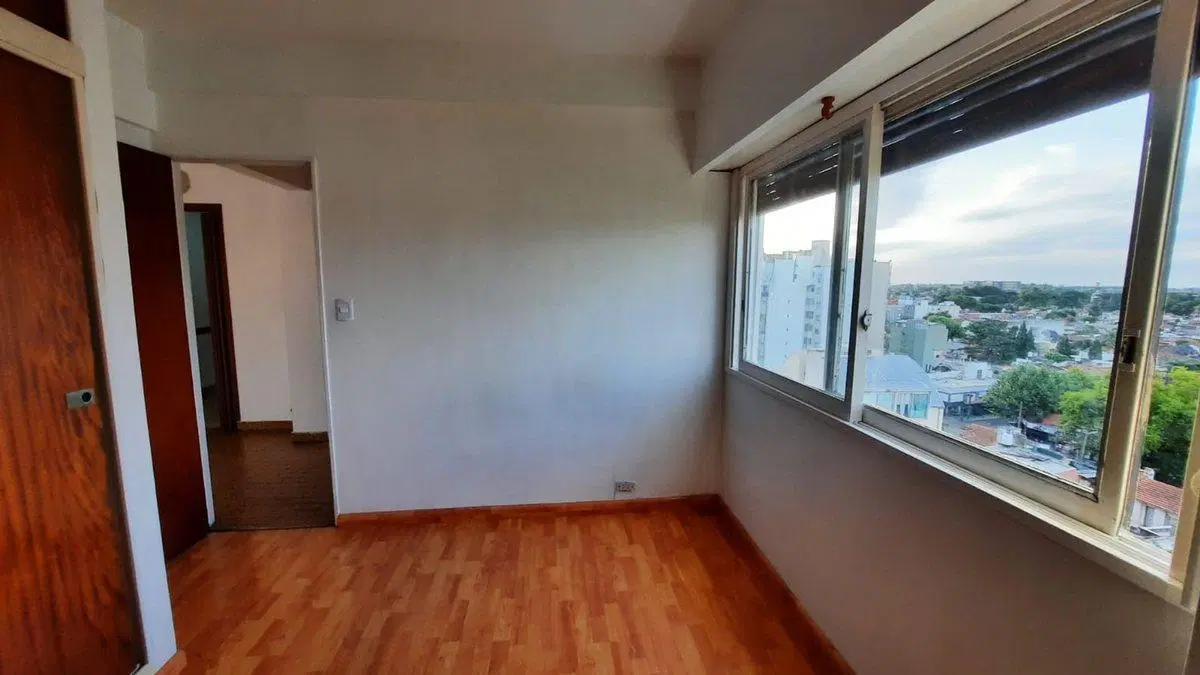 VENTA DEPARTAMENTO RAMOS MEJIA 3 AMBIENTES 4