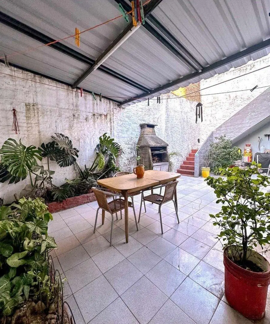 VENTA CASA 4 AMBIENTES LOMAS DEL MIRADOR APTO CRED 2
