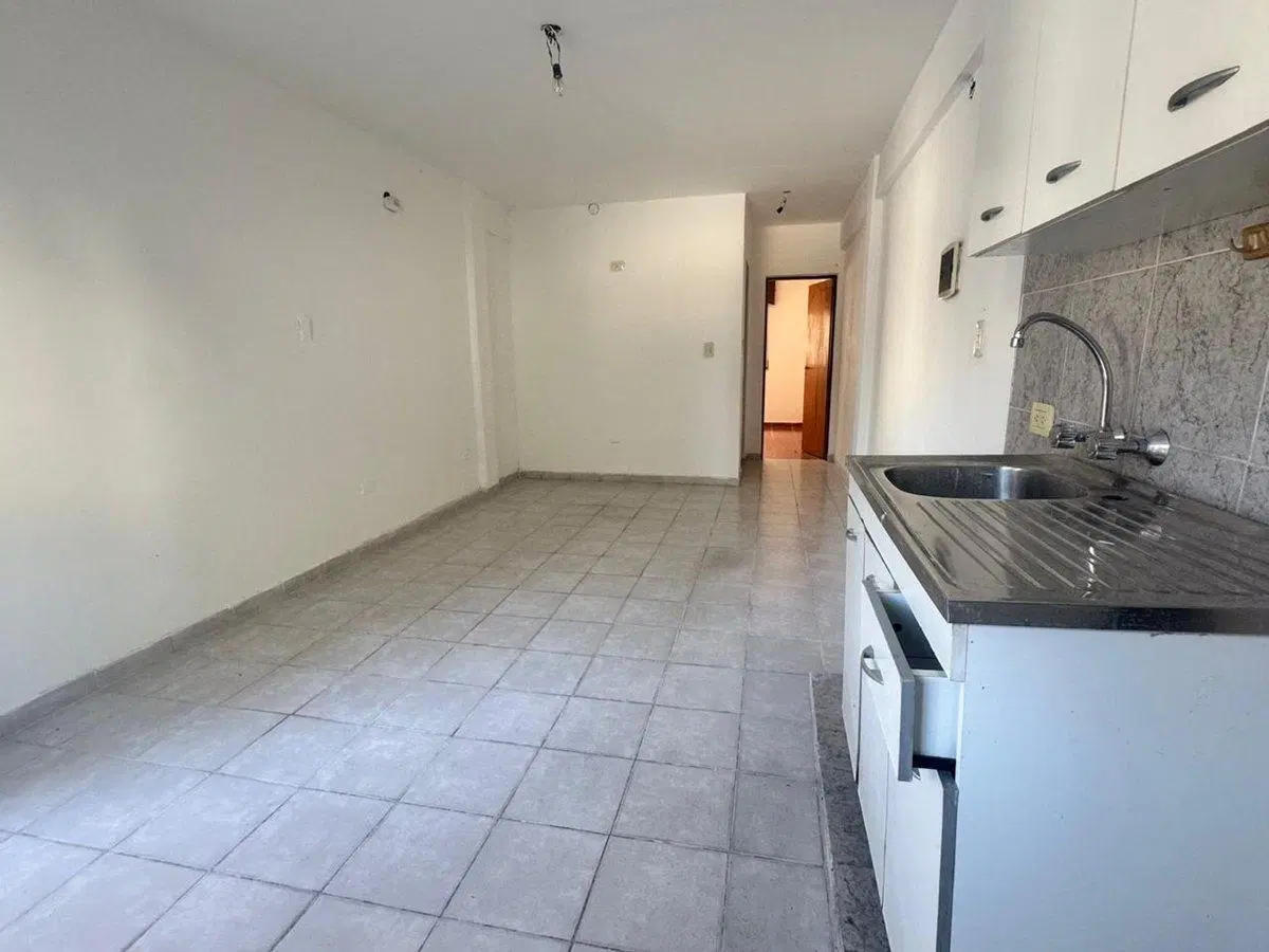 DEPARTAMENTO EN VENTA. 2 AMBIENTES VILLA LUZURIAGA 4