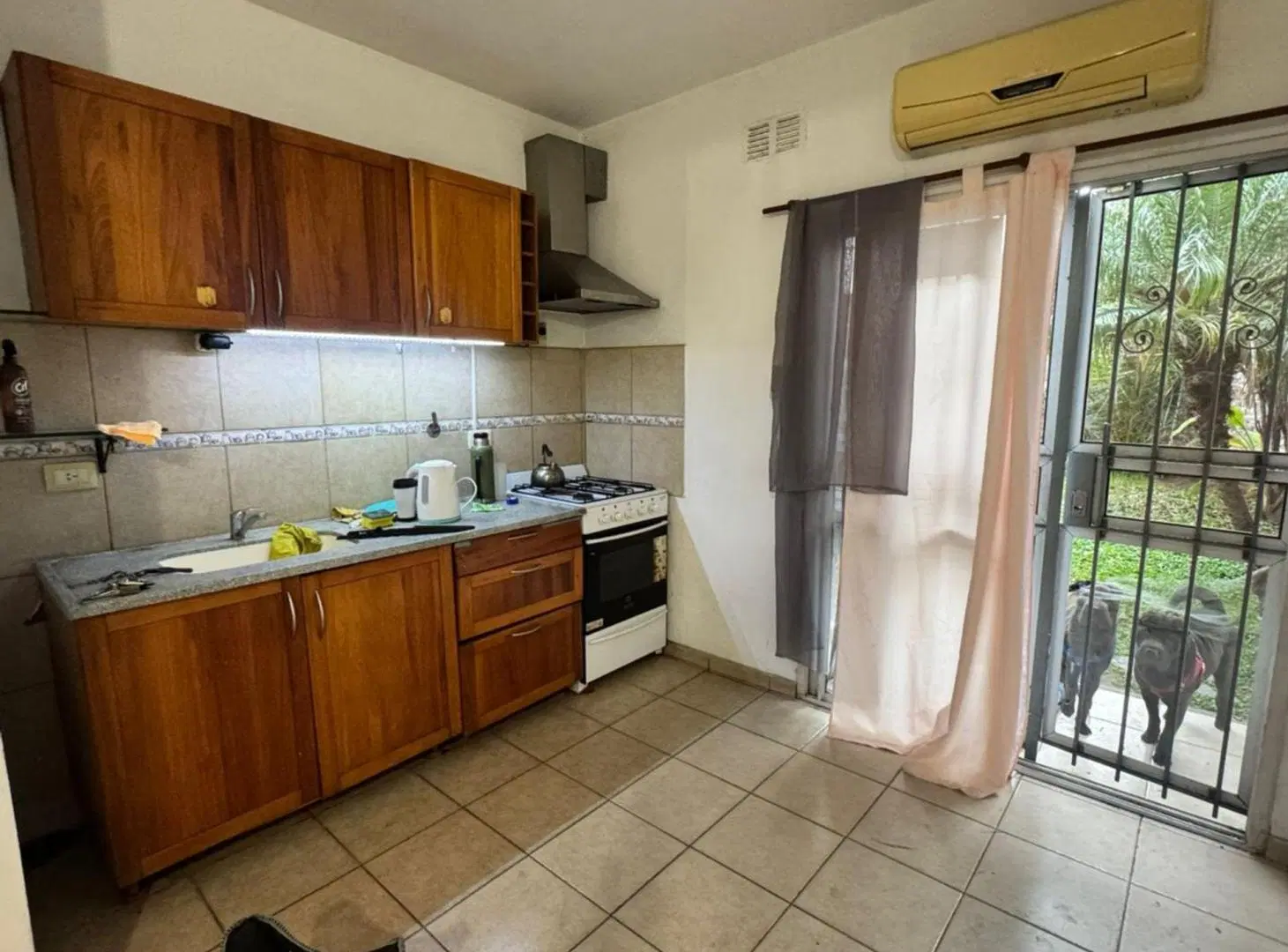 VENTA DUPLEX 3 AMBIENTES MORENO 2