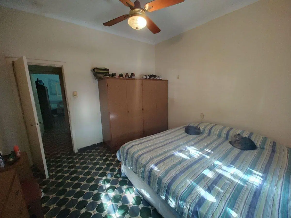 VENTA CASA 4 AMBIENTES, MORON, APTO CREDITO! 3