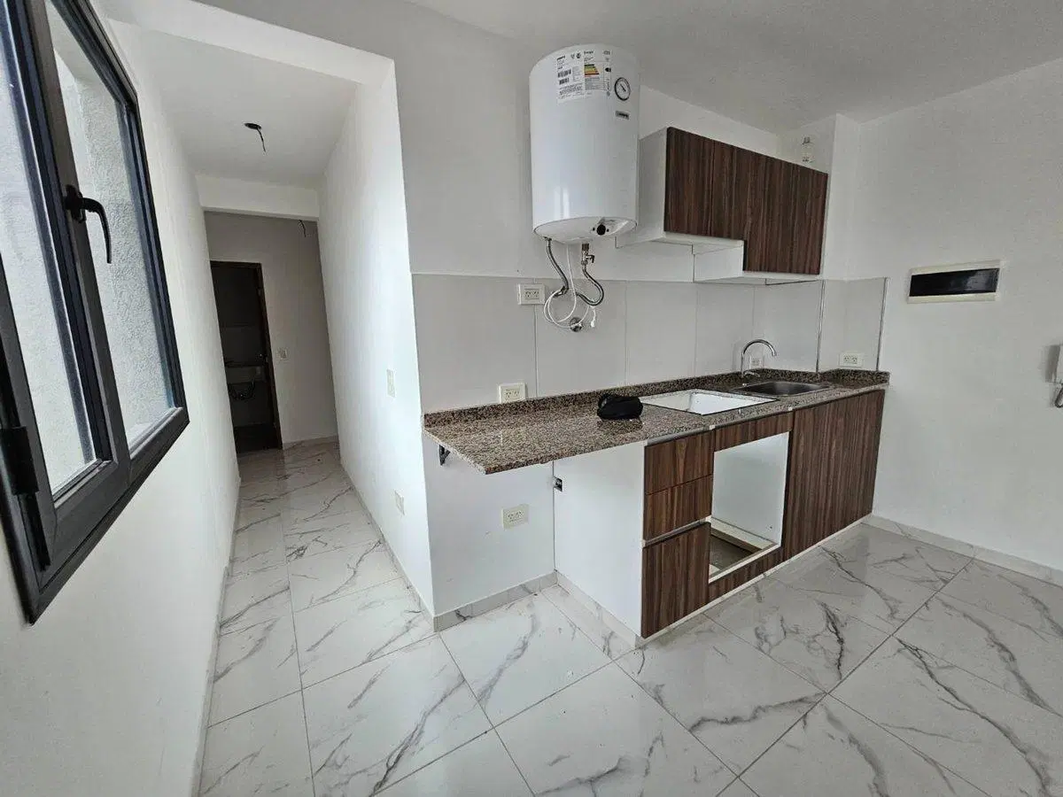 VENTA DEPARTAMENTO DOS AMBIENTES MORON COCHERA CUB 4