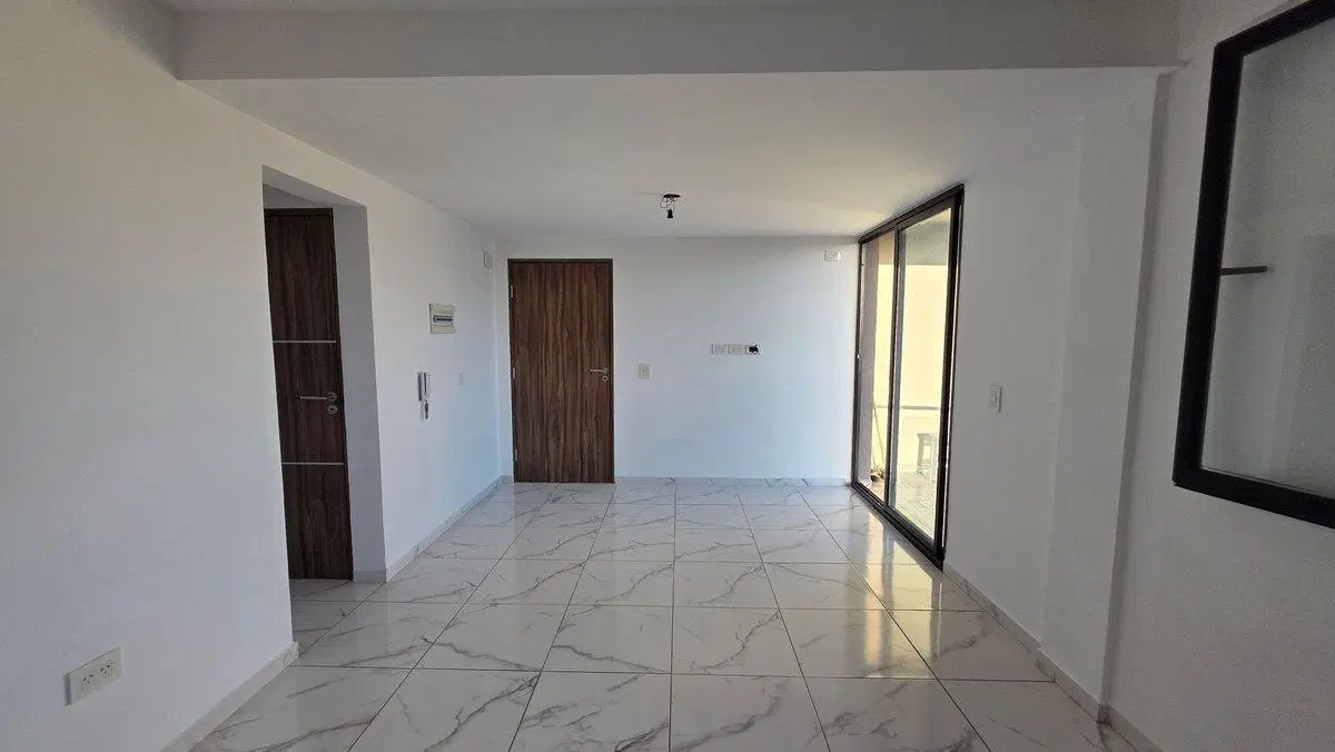 VENTA DEPARTAMENTO 2 AMBIENTES MORON 3