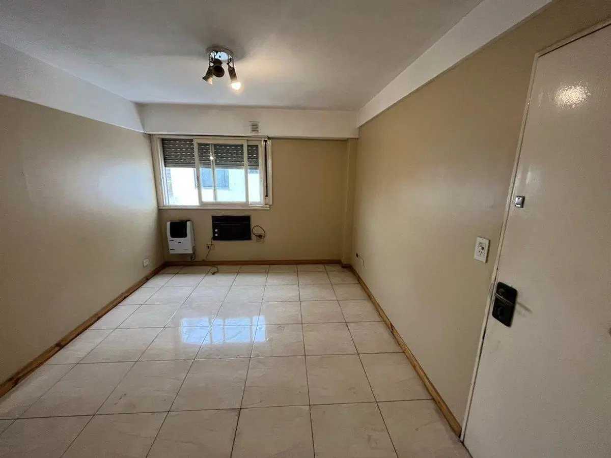 Venta Departamento 2 Ambientes Moron Centro 3