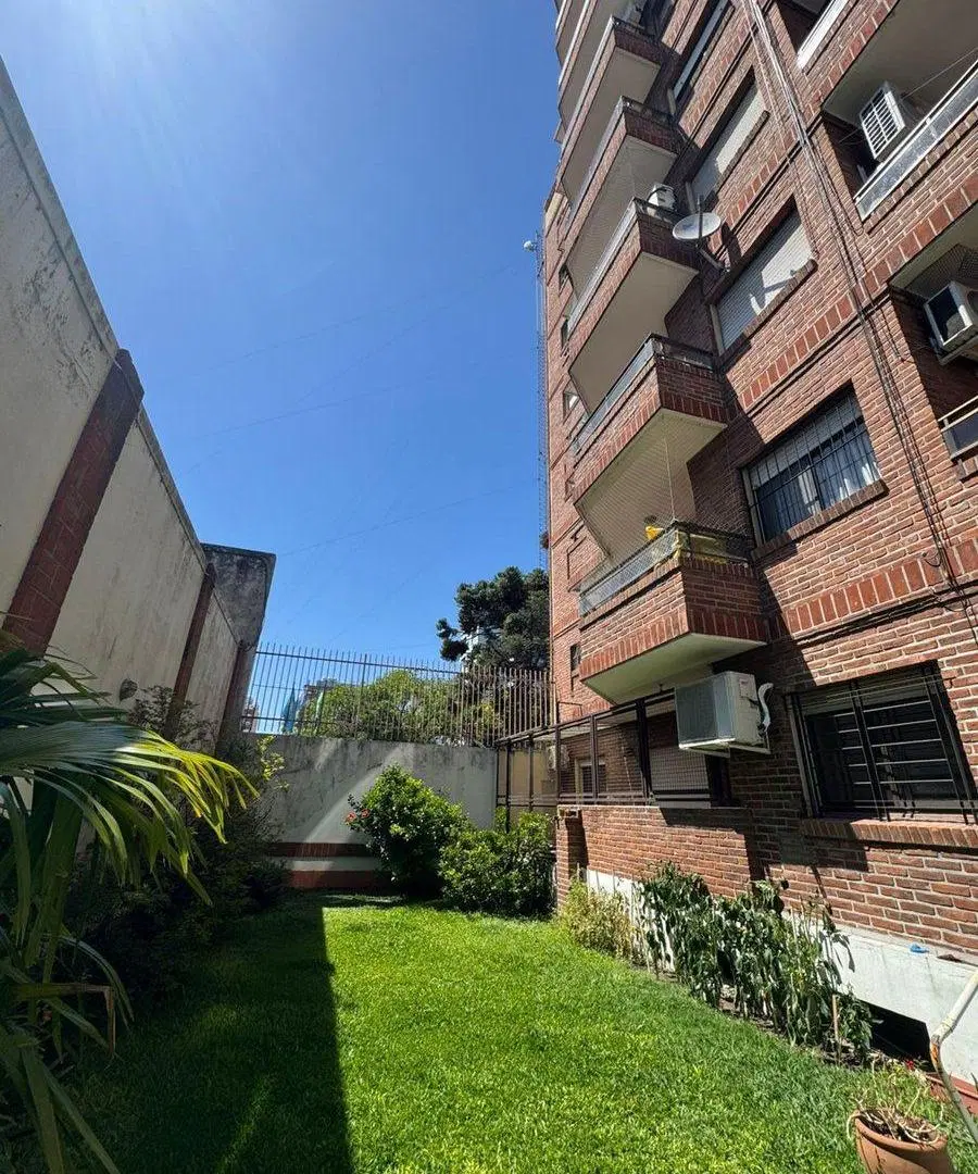 VENTA DEPARTAMENTO 3 AMBIENTES EN MORON C/COCHERA 3