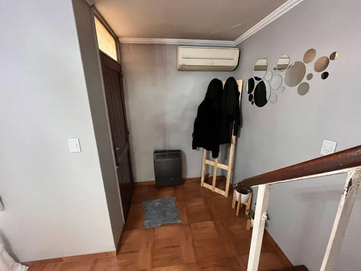 VENTA CASA 4 AMBIENTES MORON PARRILLA APTO CREDITO 4
