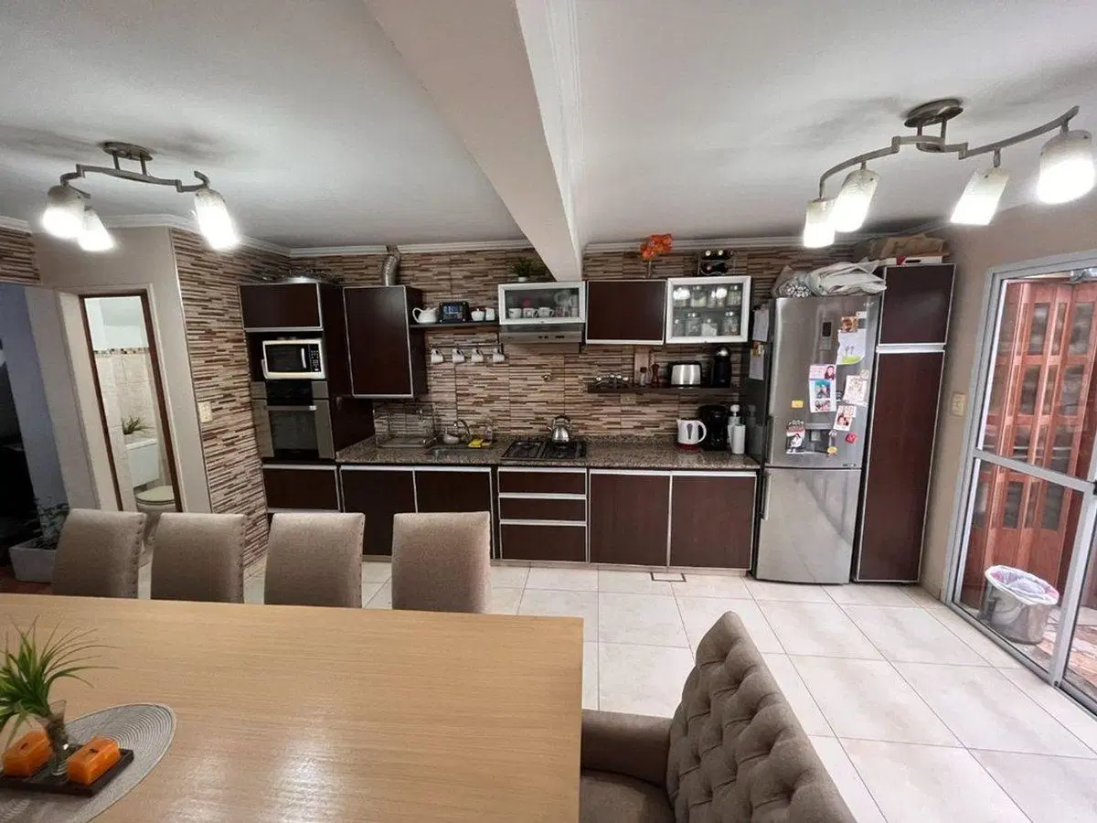 VENTA CASA 4 AMBIENTES MORON PARRILLA APTO CREDITO 3