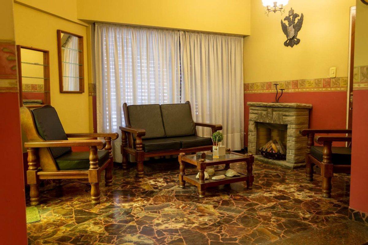 Foto de VENTA CASA 7 AMBIENTES LINIERS - DISEÑO FUNCIONAL, imagen 1