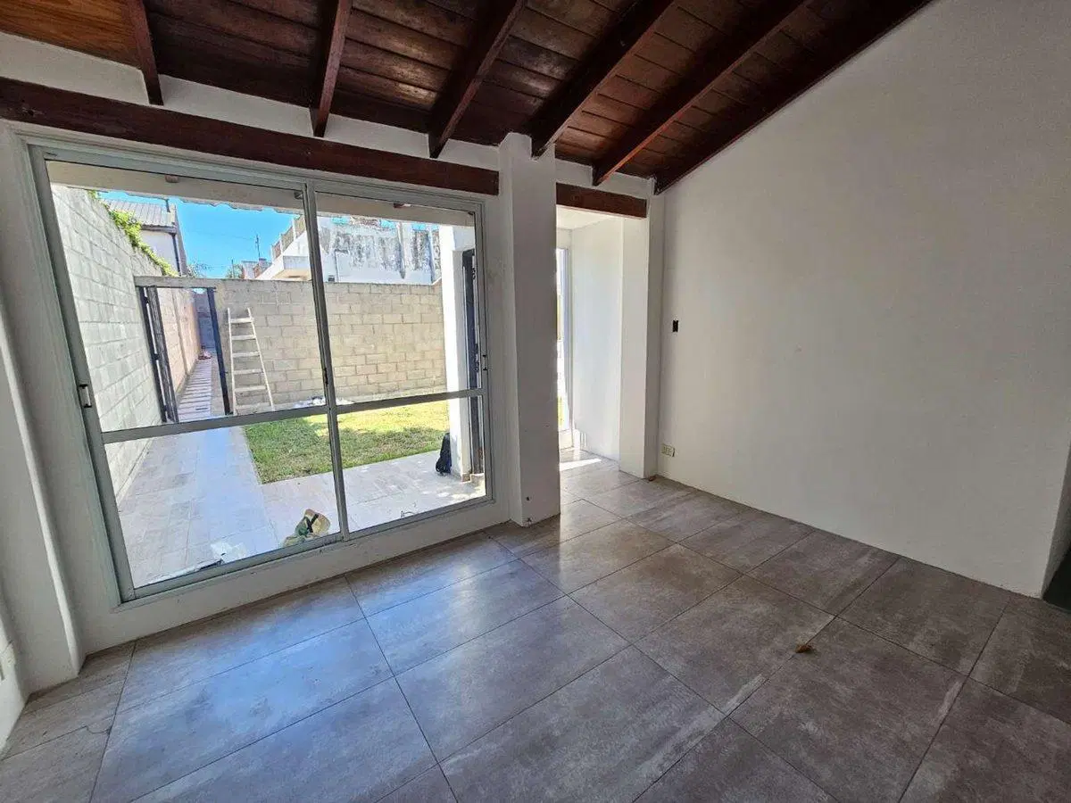 VENTA PH 4 AMBIENTES VILLA LUZURIAGA  CON PATIO 5
