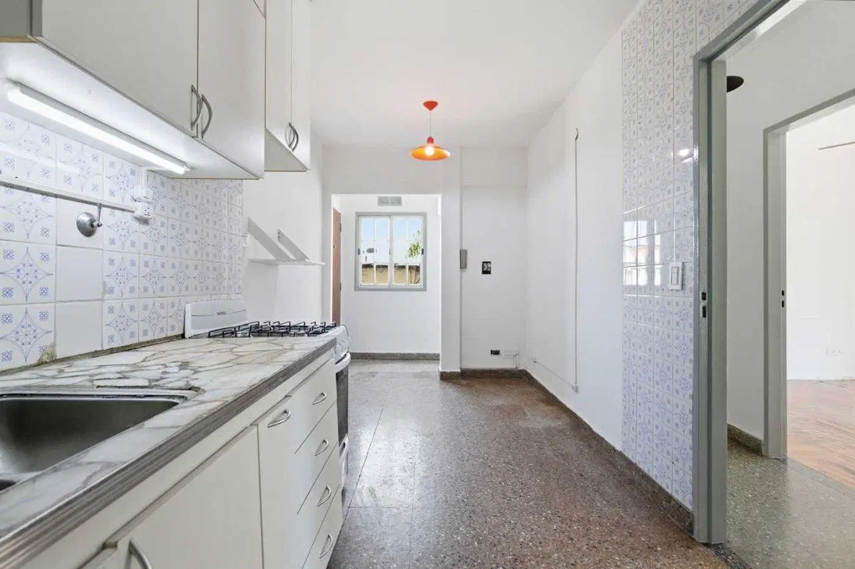 DEPARTAMENTO VENTA CASTELAR NORTE 3 AMBIENTES 5