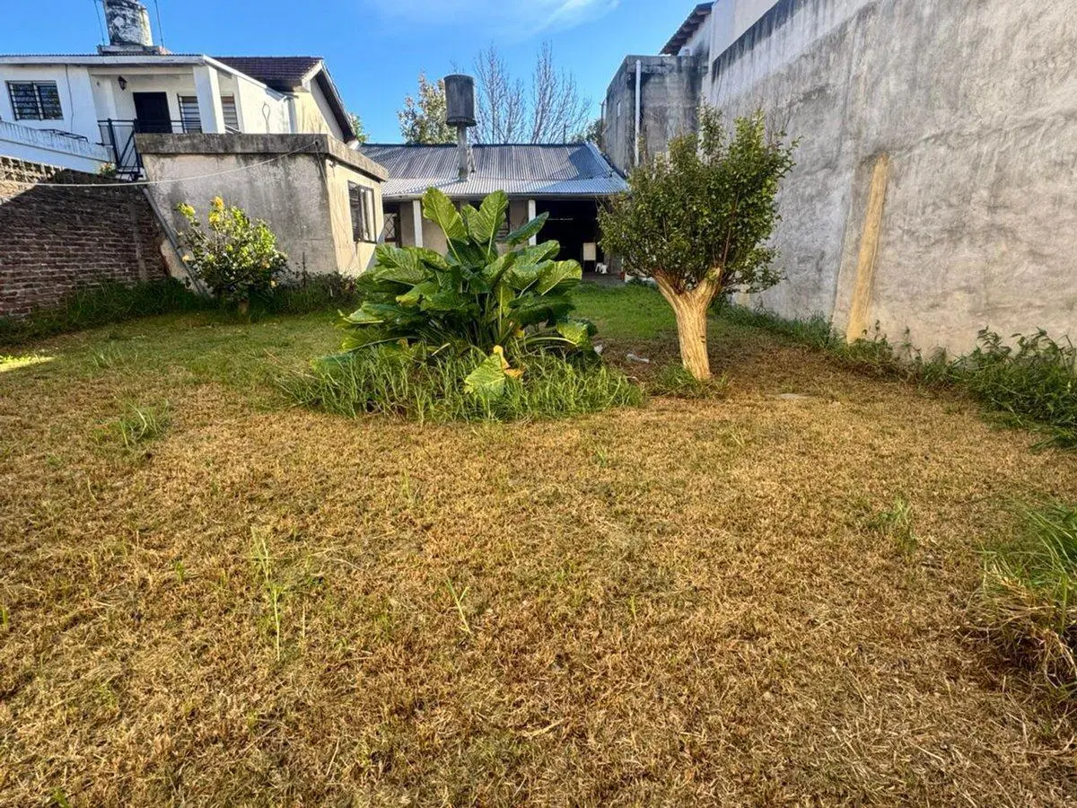 VENTA CASA 3 AMBIENTES ITUZAINGO - CON PARQUE 4