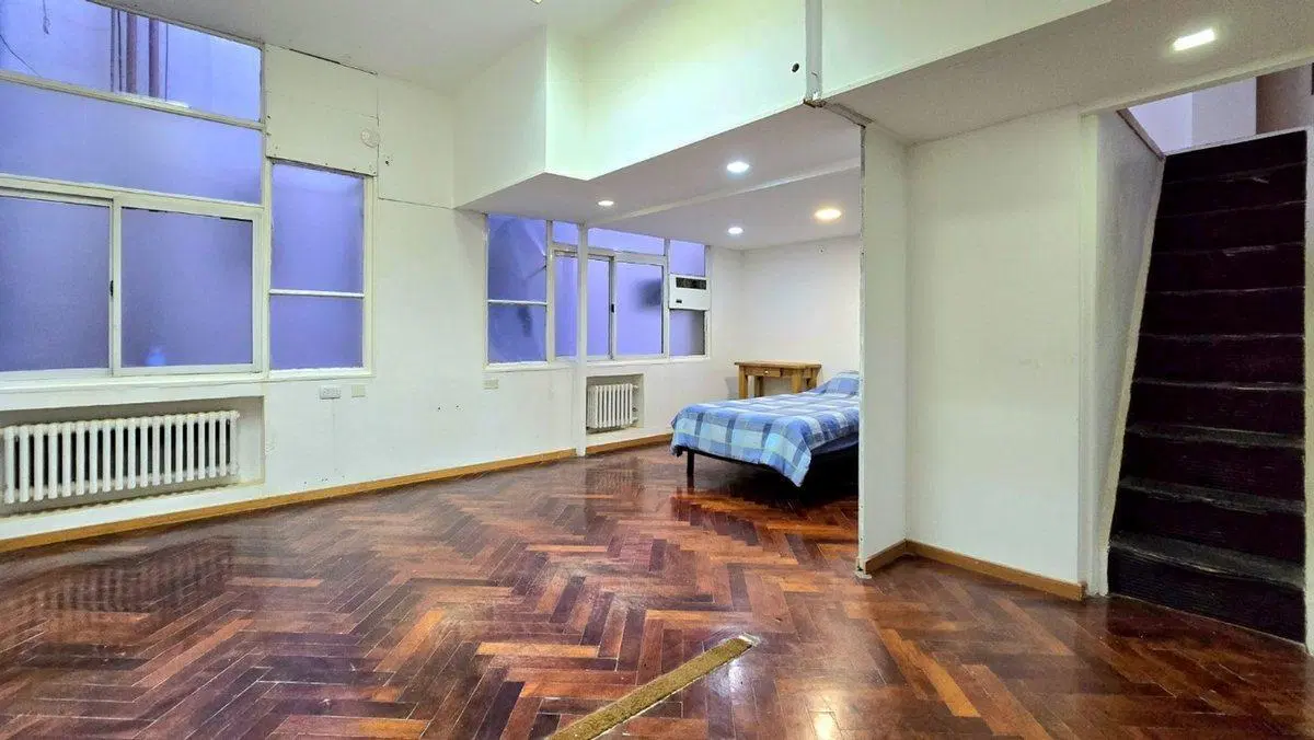 VENDE OFICINA COMERCIAL BALVANERA 4