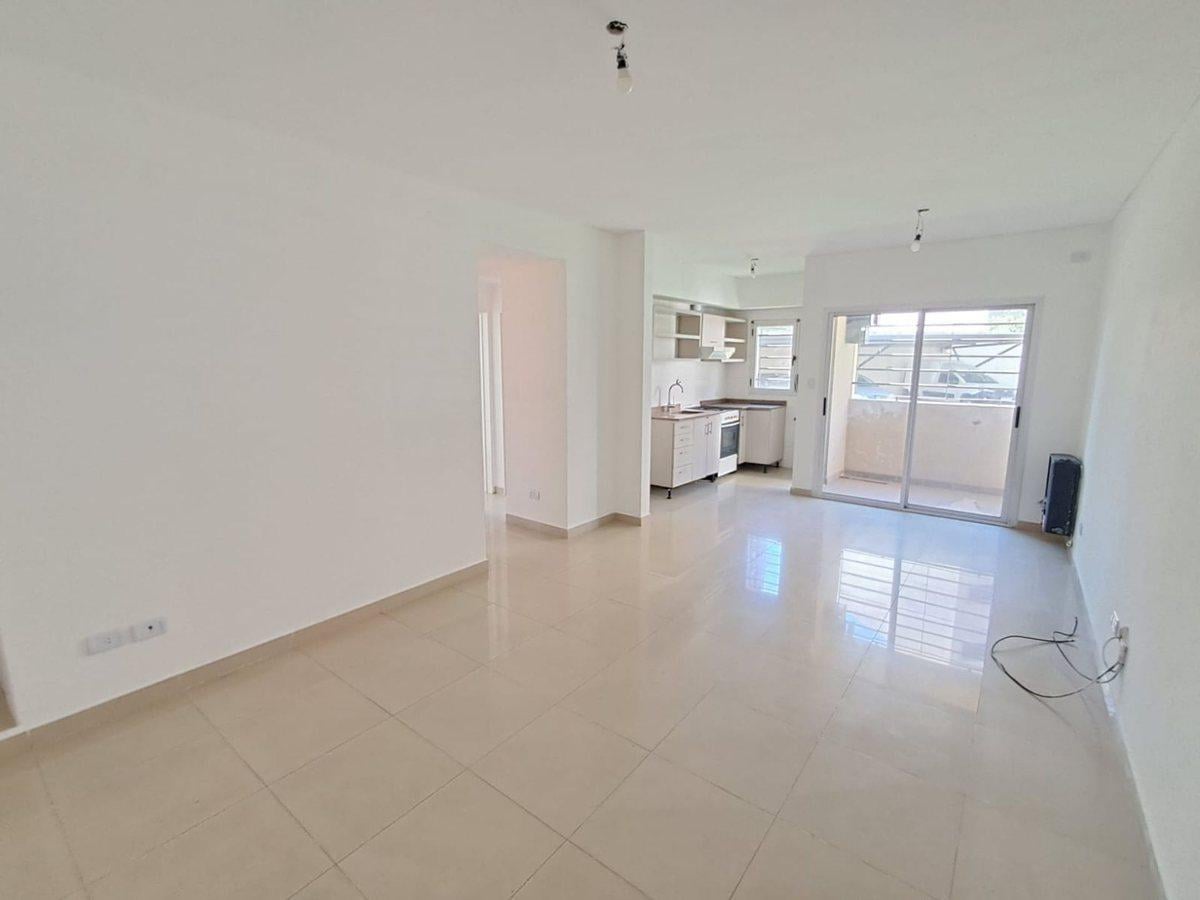 VENDE DEPARTAMENTO TRES AMBIENTES VILLA CELINA