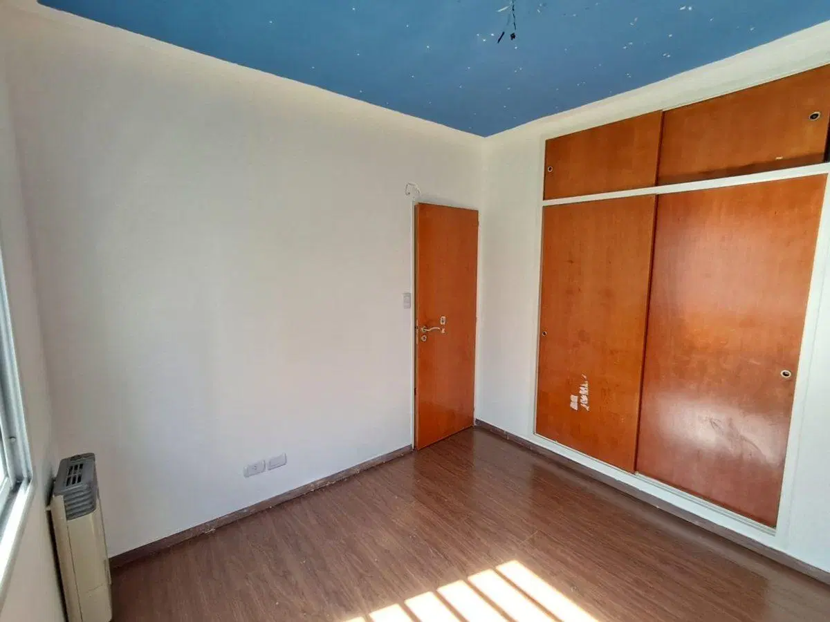 VENDE DEPARTAMENTO TRES AMBIENTES VILLA CELINA 2