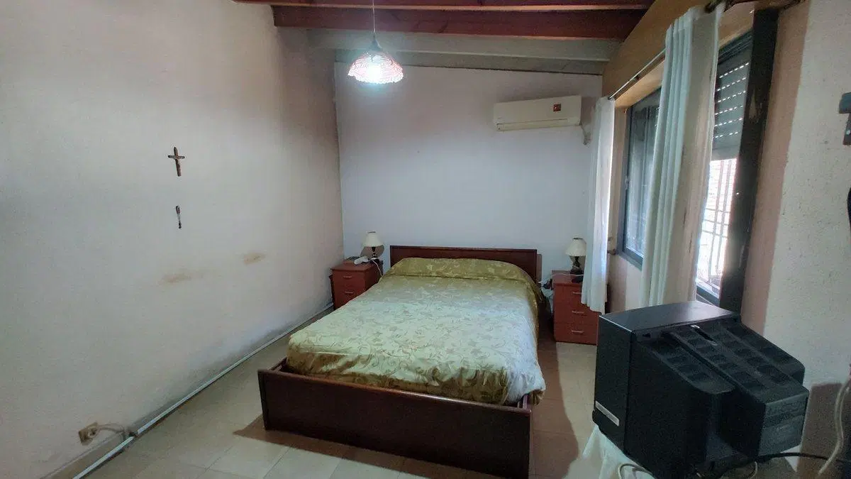VENTA CASA 3 AMBIENTES, EL PALOMAR, APTO CREDITO! 2