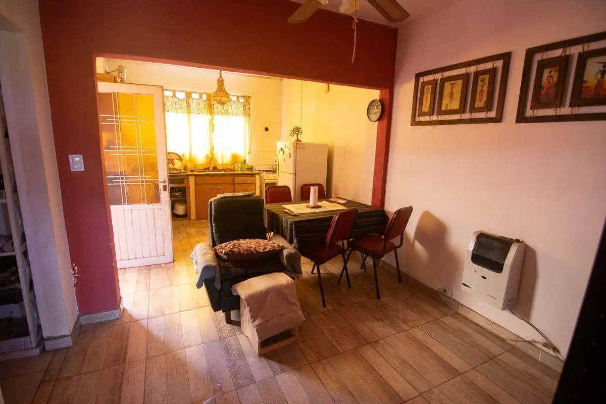 VENTA DEPARTAMENTO PH 3 AMBIENTES MORON 5