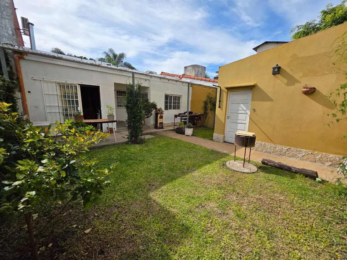 VENTA CASA 3 AMBIENTES MORON - APTO CRÉDITO 3