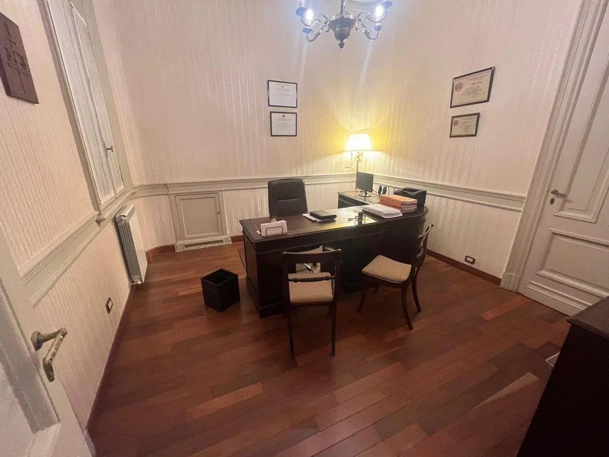 VENTA DEPARTAMENTO PISO COMPLETO MICROCENTRO 231M2 2