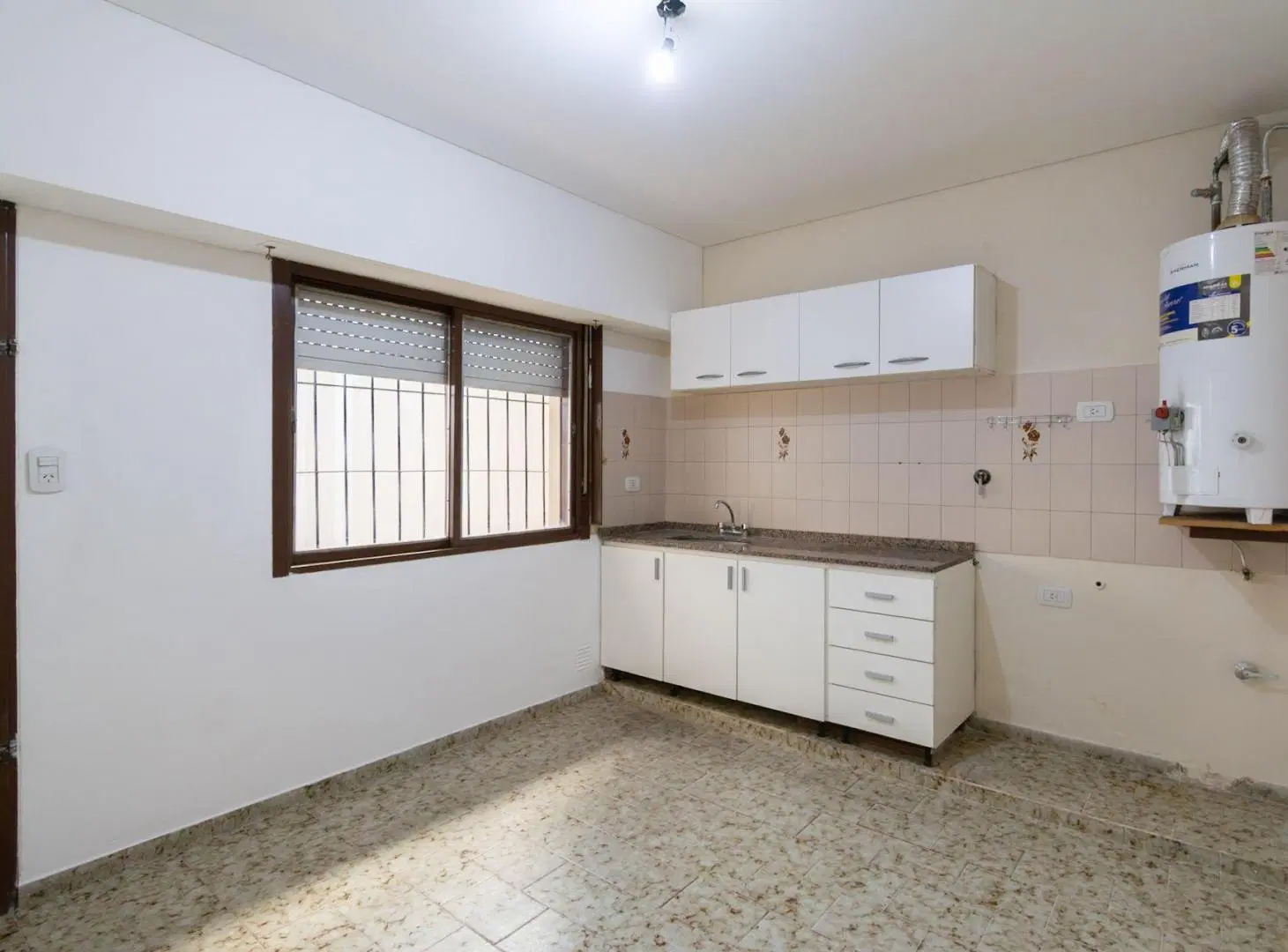 PH ALQUILER MERLO 3 AMBIENTES  JARDIN SIN EXPENSA 2