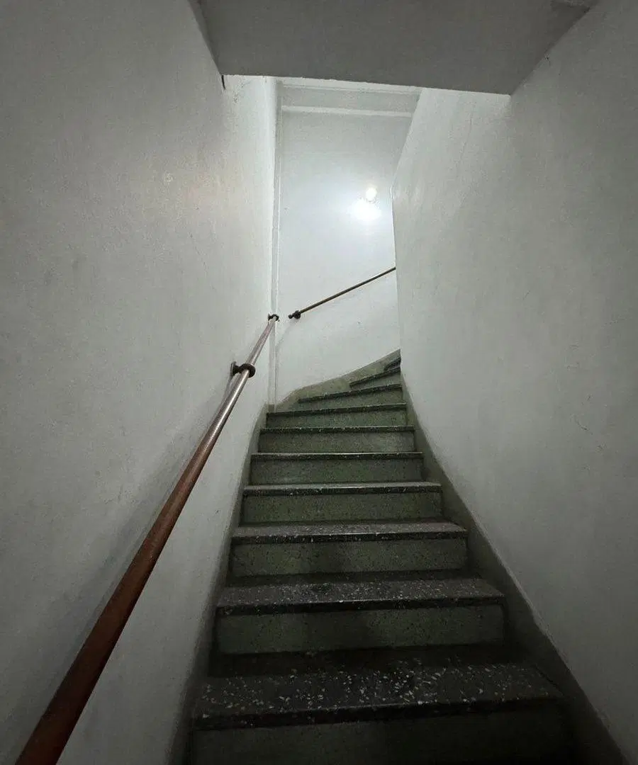 VENTA CASA 3 AMBIENTES  CASTELAR A REFACCIONAR 5