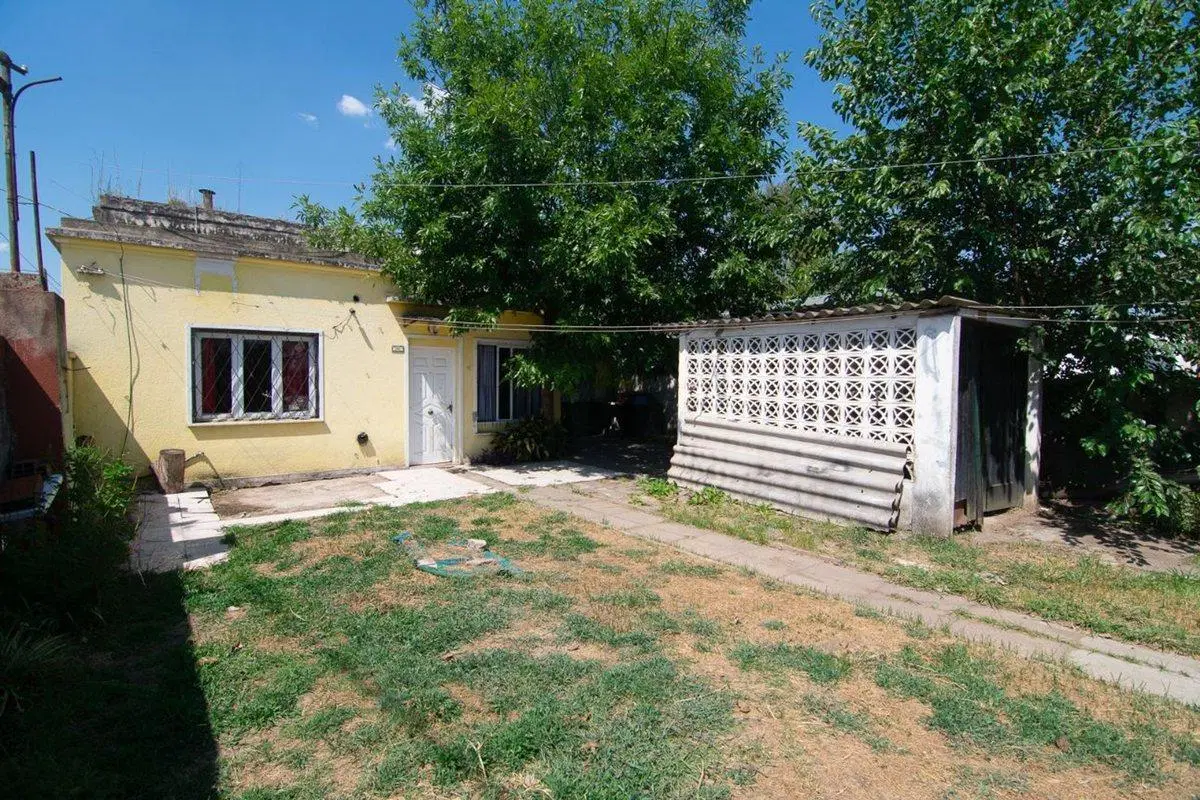 VENTA CASA 3 AMBIENTES MERLO 2