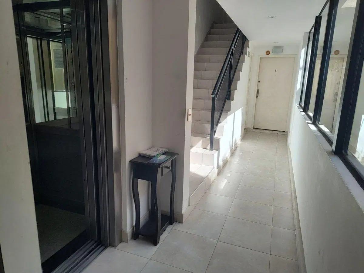 VENTA DEPARTAMENTO 2 AMBIENTES SAENZ PEÑA-COCHERA 5