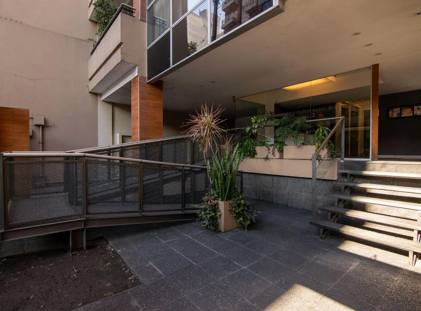 VENTA DEPARTAMENTO 2 AMBIENTES MORON 2
