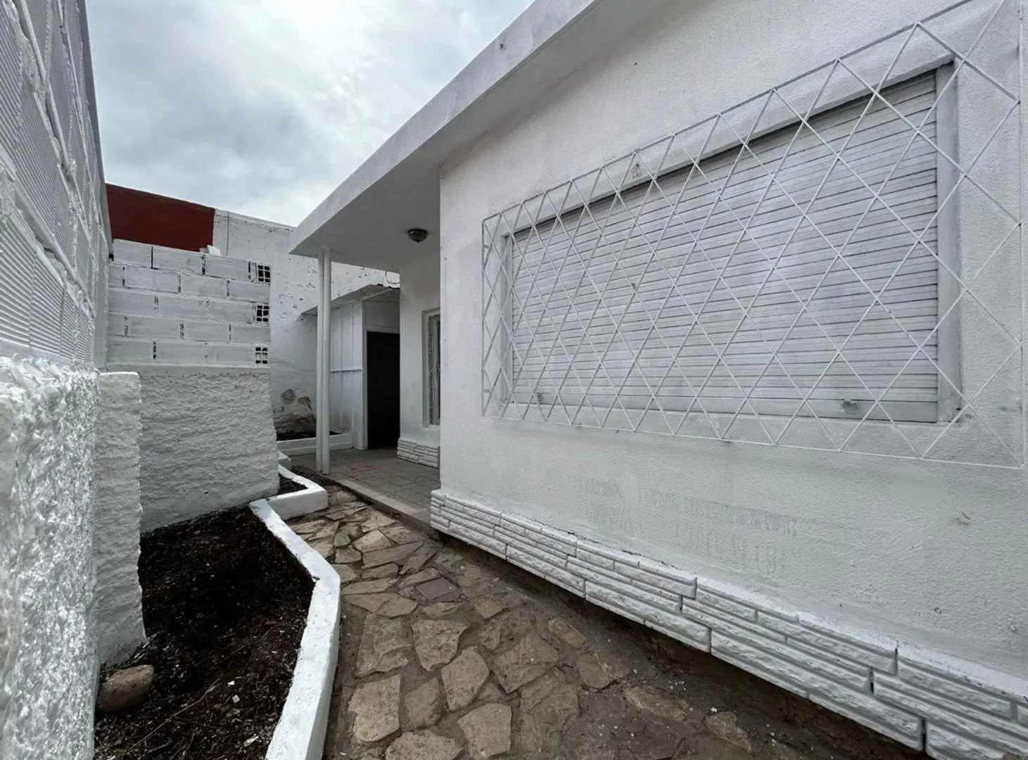 VENTA PH 3 AMBIENTES SIN EXPENSAS MORON CENTRO 2