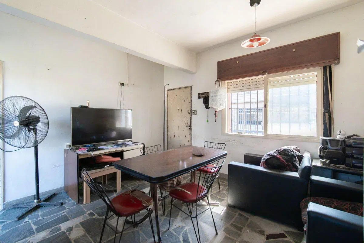 CASA EN VENTA 3 AMBIENTES CASTELAR GRAN PARQUE 4