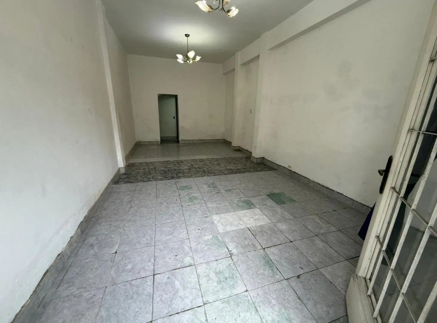 ALQUILER LOCAL COMERCIAL, MORON SUR 4