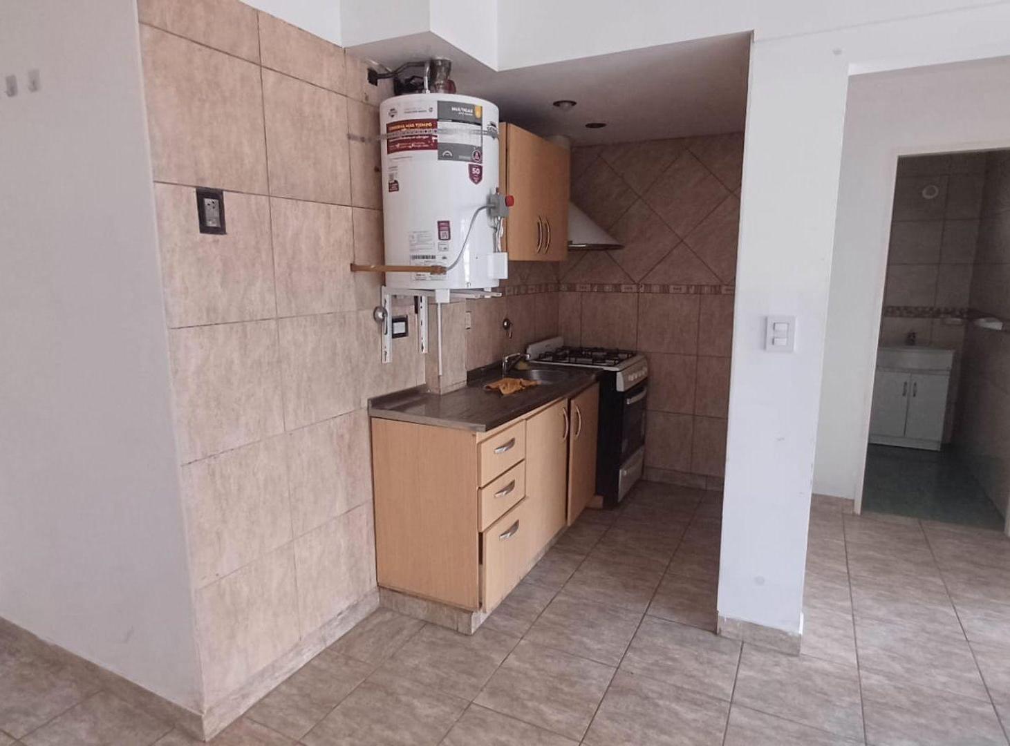 Foto de ALQUILER DEPARTAMENTO 2 AMBIENTES - SAN JUSTO, imagen 3