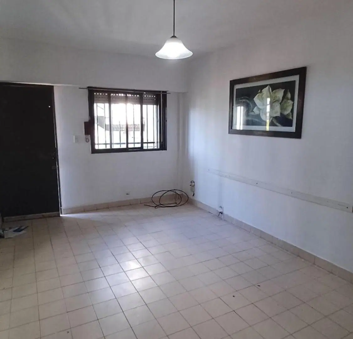 DEPARTAMENTO DE 2 AMBIENTES EN VILLA LUZURIAGA 8