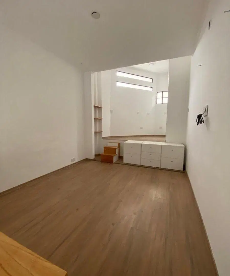 Venta departamento duplex 2 amb Castelar Norte 8