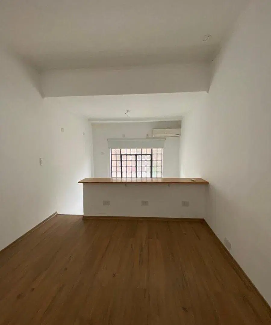 Venta departamento duplex 2 amb Castelar Norte 3
