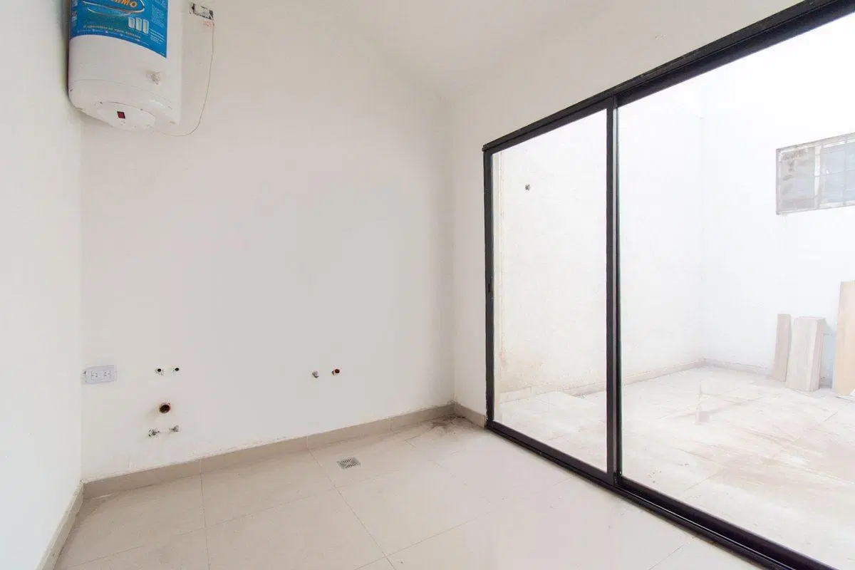 CASA PH VENTA MORON 4 AMBIENTES A ESTRENAR PERMUTA 3
