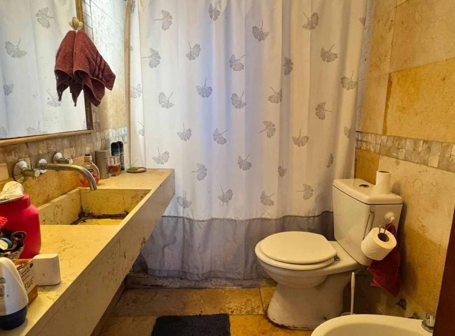 DEPARTAMENTO EN VENTA. MORÓN 2 AMBIENTES. COCHERA 8