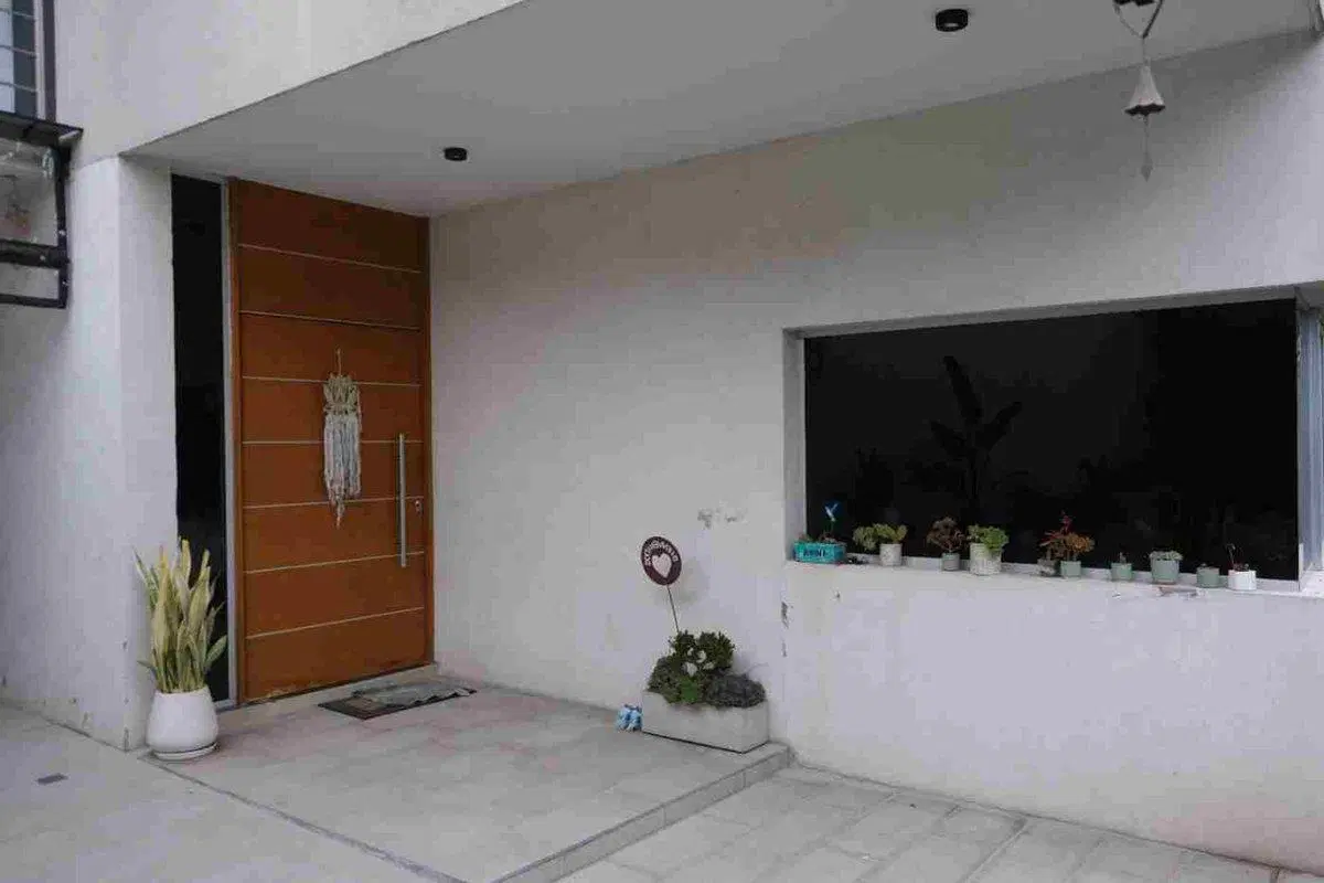 VENTA CASA 4 AMBIENTES  VILLA UDAONDO ITUZAINGO 8