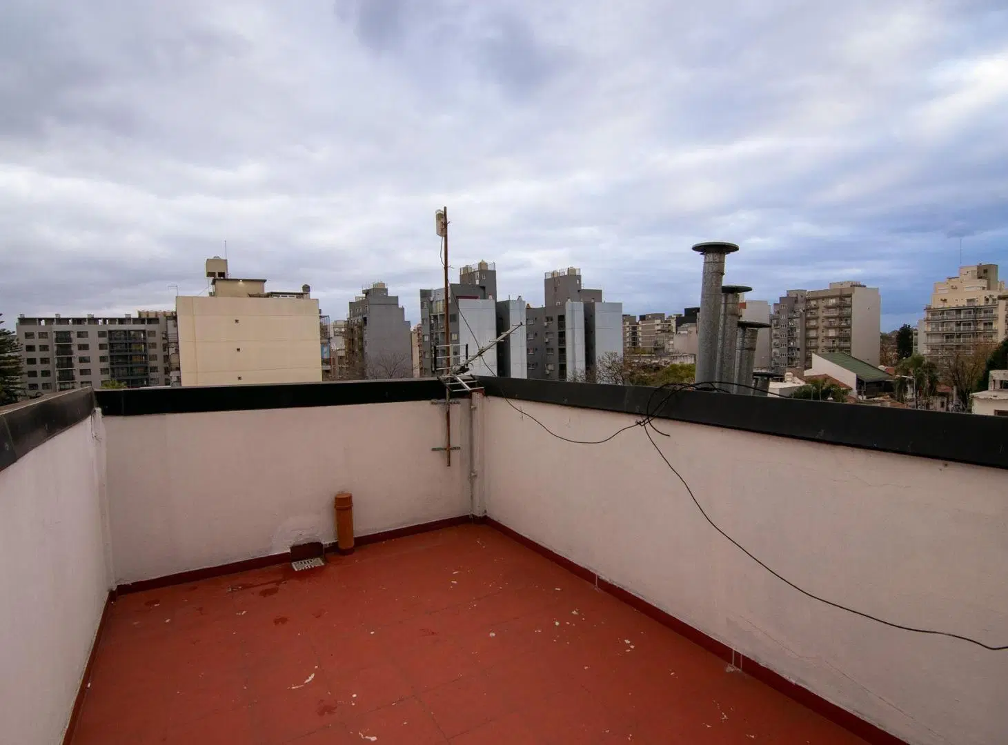 VENTA DEPARTAMENTO 2 AMBIENTES MORON 8