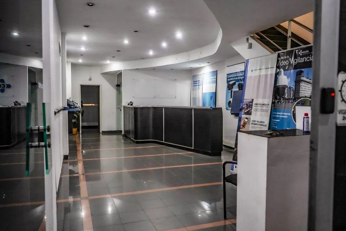 EDIFICIO CORPORATIVO | 1000 m² | 3