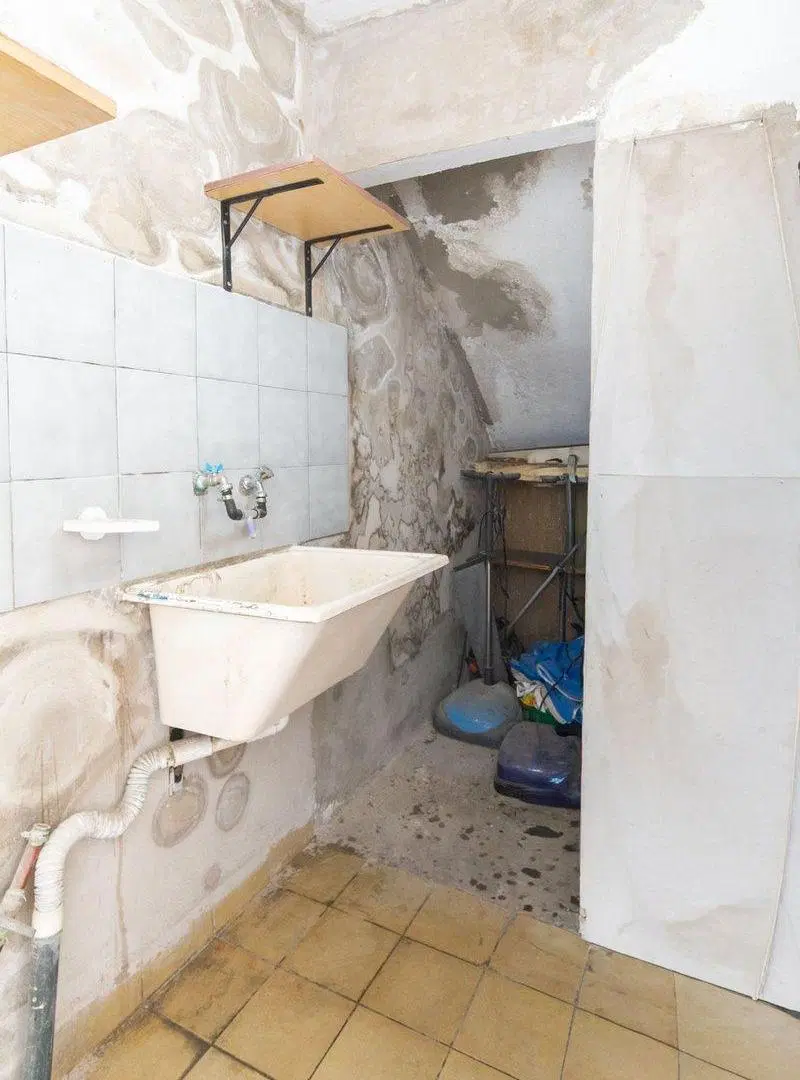 VENTA CASA 3 AMBIENTES MORON 8
