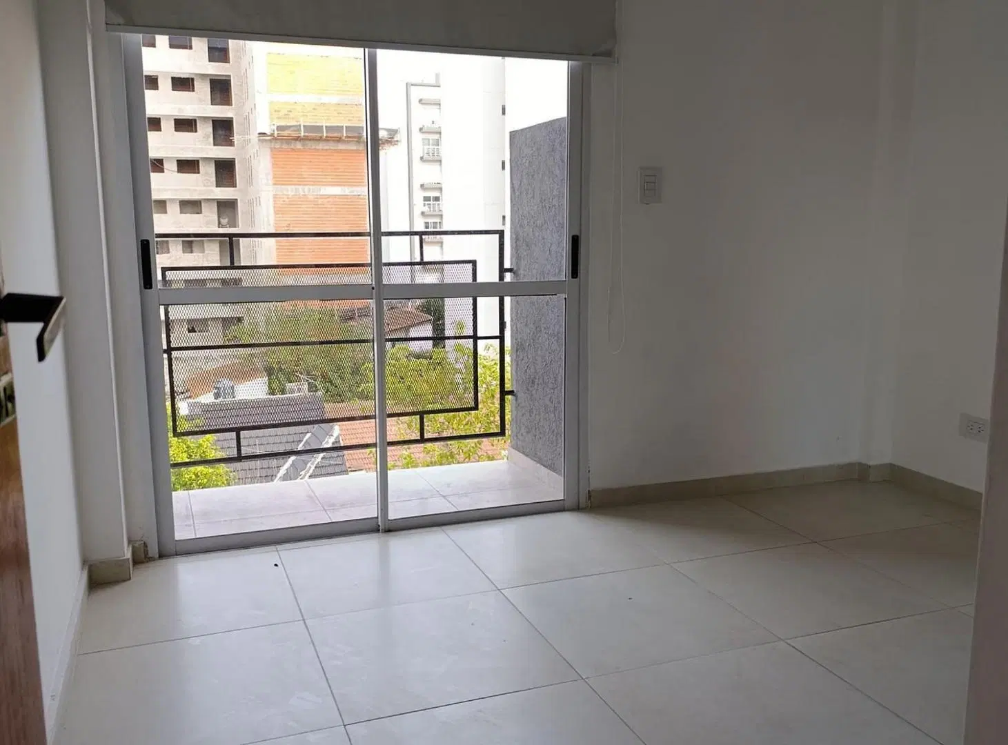 Alquiler Departamento 2 Ambientes en Moron 5