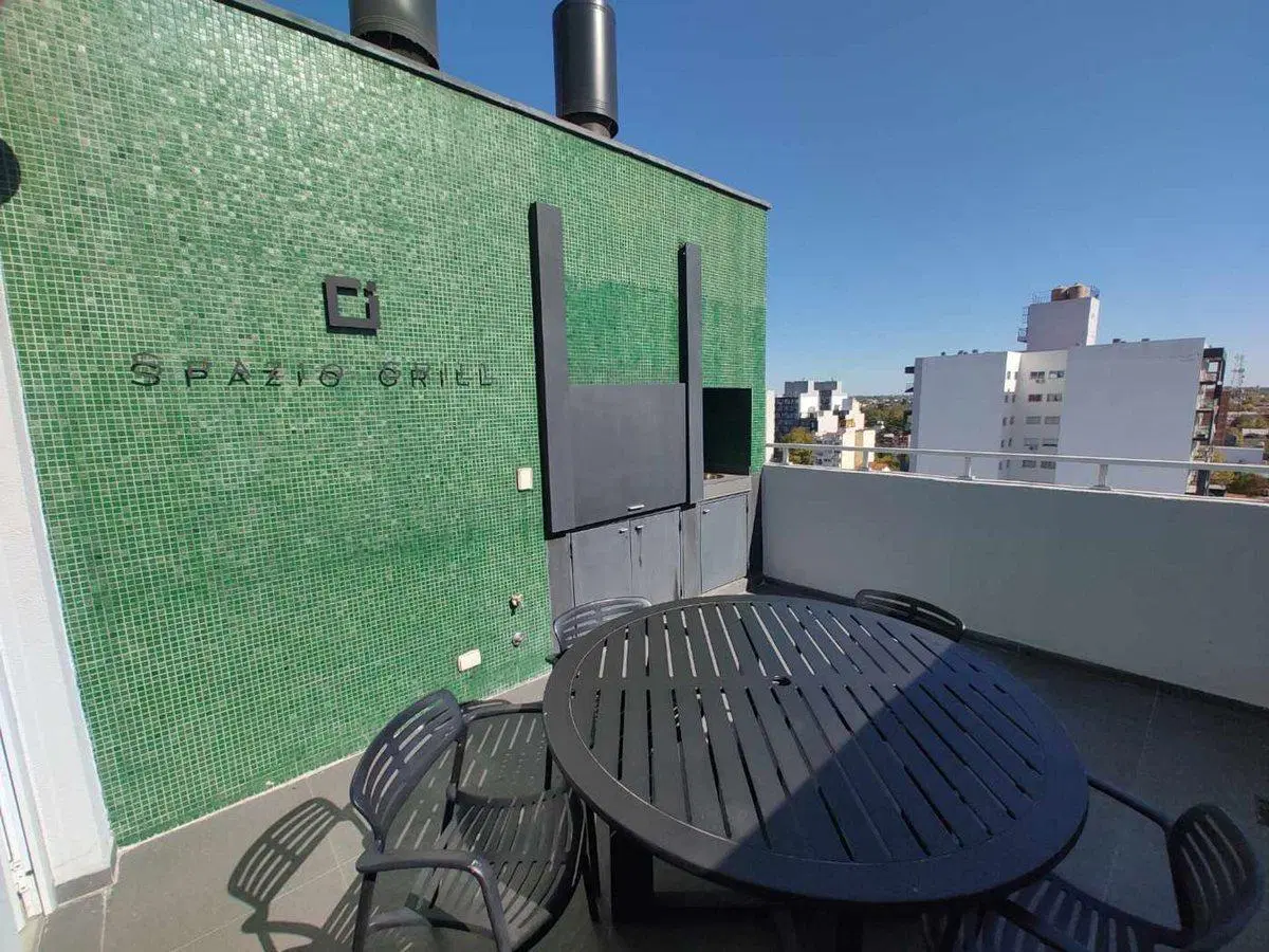 VENTA DEPARTAMENTO 3 AMBIENTES, CASEROS CENTRO! 4