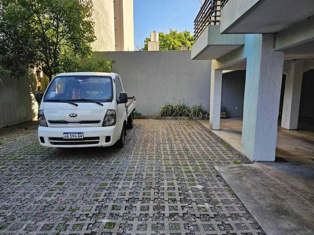 VENTA COCHERA UF DESCUBIERTA MORON CENTRO FINANCIA 4