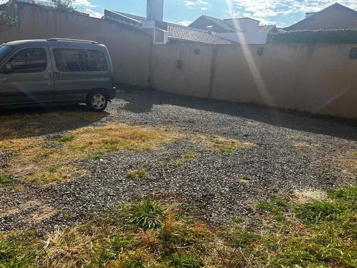 Venta Cochera descubierta en Morón 3