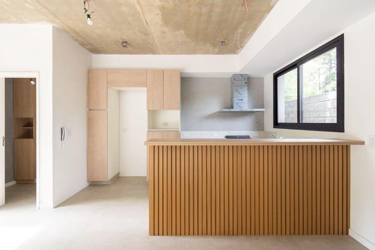 VENTA CASA TRES AMBIENTES PARQUE LELOIR A ESTRENAR 2